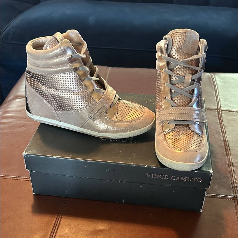Vince Camuto Women's Wedge Metallic Rose Gold High-Top Sneakers